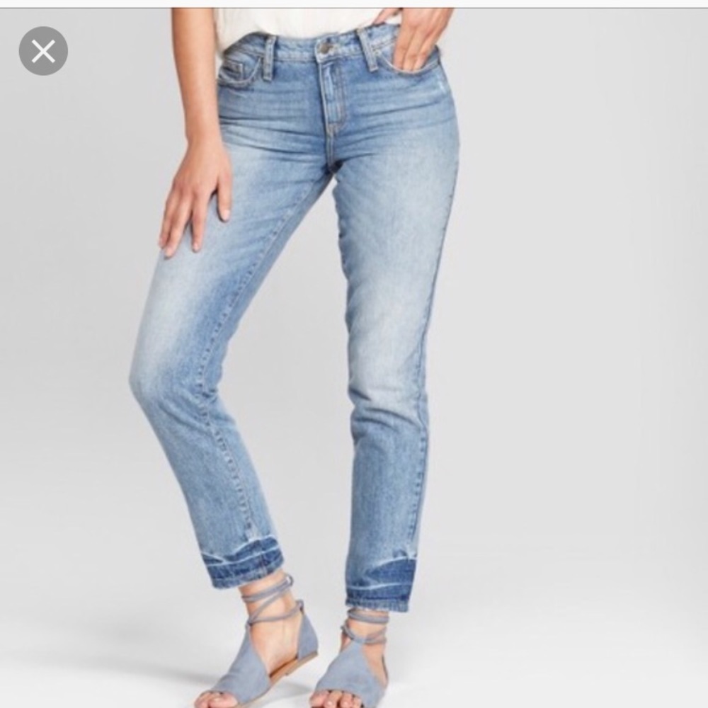 NWT UNIVERSAL THREAD HIGH RISE STRAIGHT JEANS
